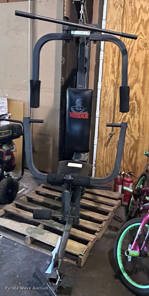 image for item LE9642 Weider  weight machine