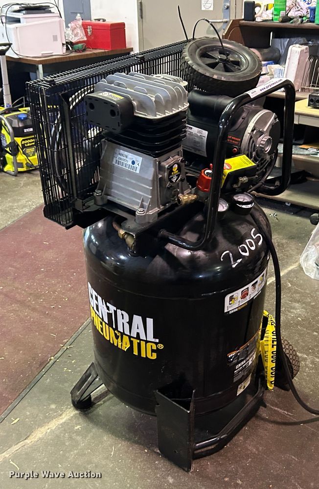 image for item LE9643 Central Pneumatic 61489  air compressor