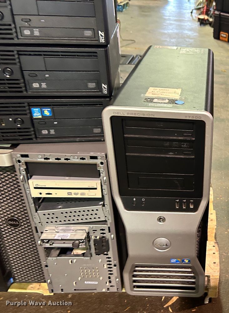 image for item LE9652 Dell  CPUs