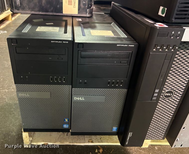 image for item LE9652 Dell  CPUs