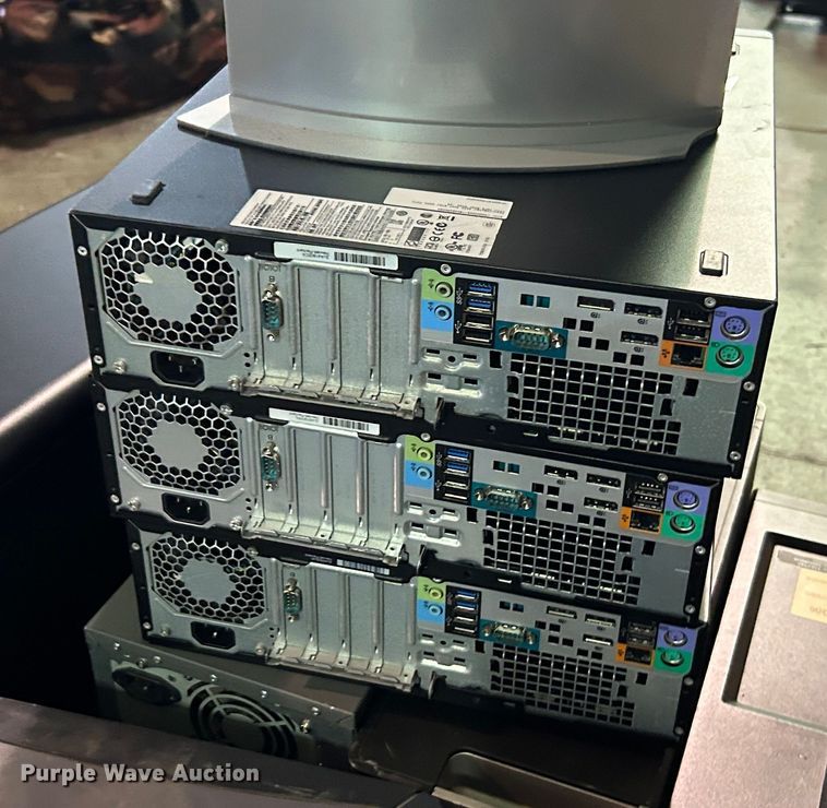 image for item LE9652 Dell  CPUs