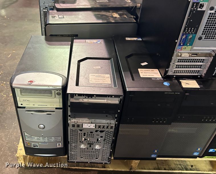 image for item LE9652 Dell  CPUs