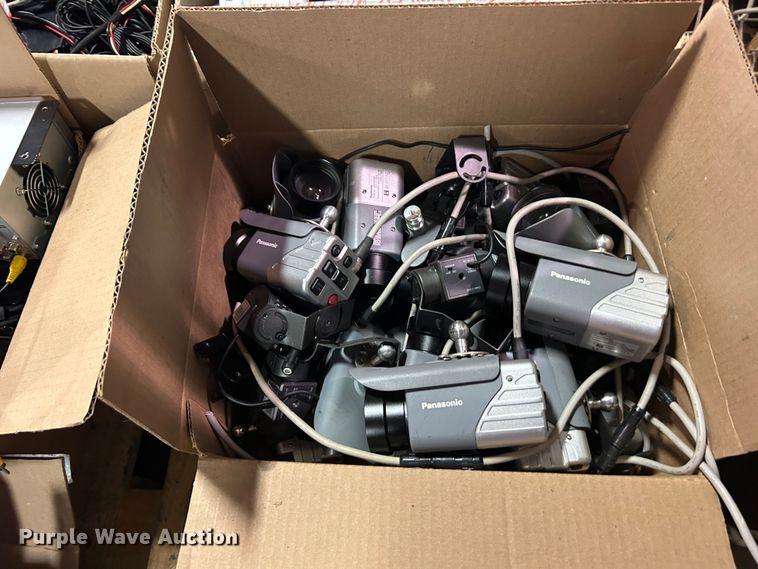 image for item LE9655 Law enforcement equipment