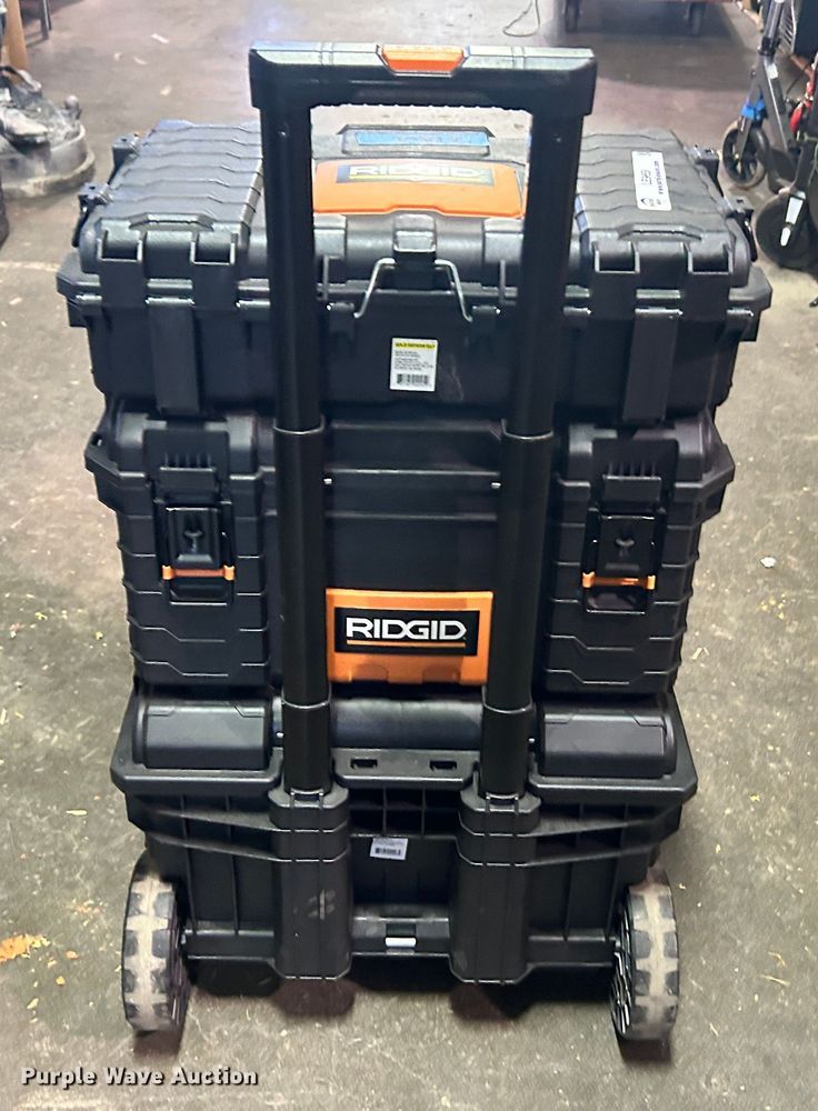 image for item LE9659 Ridgid  toolbox