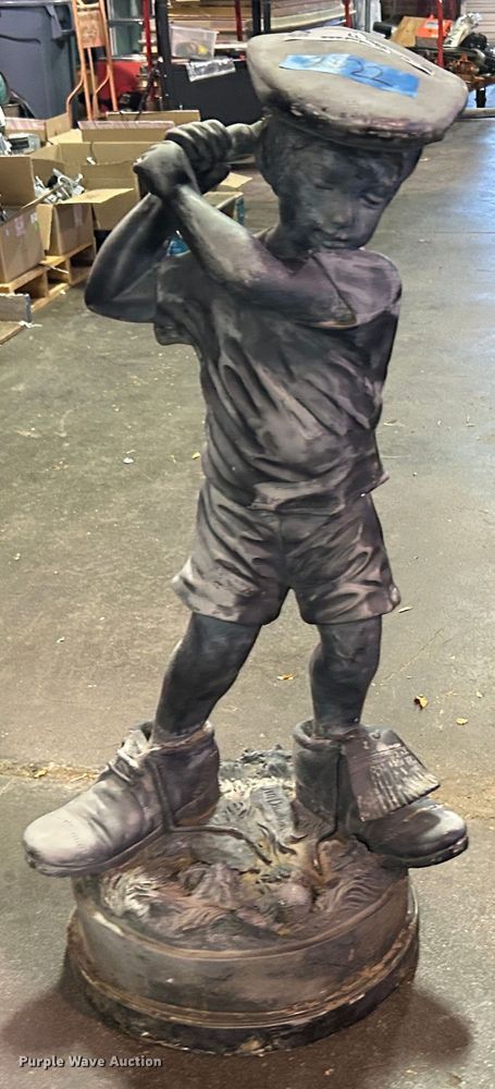 image for item LE9662 Lawn statue