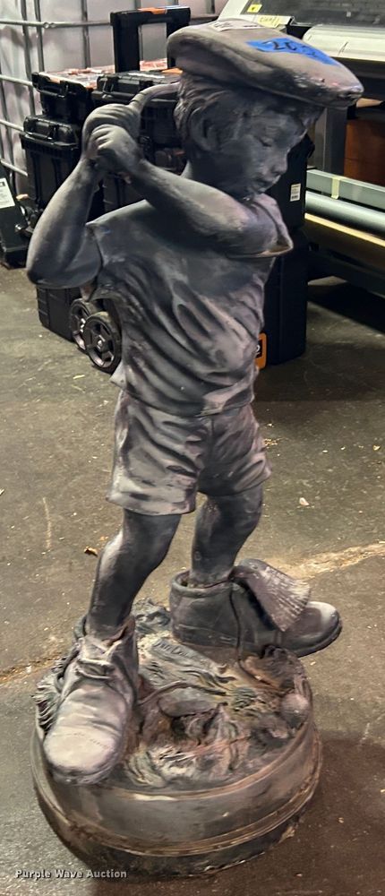 image for item LE9662 Lawn statue