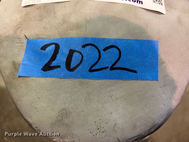 image for item LE9662 Lawn statue