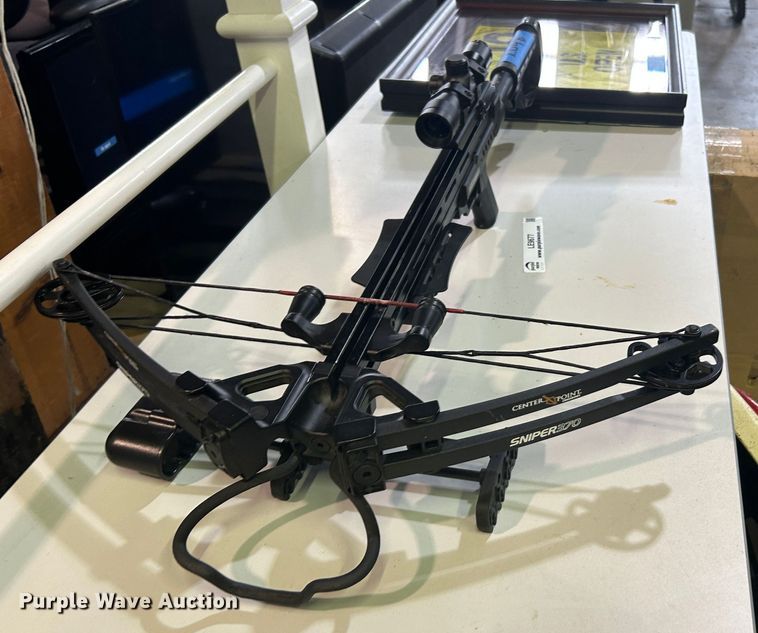 image for item LE9677 CenterPoint Sniper 370  crossbow