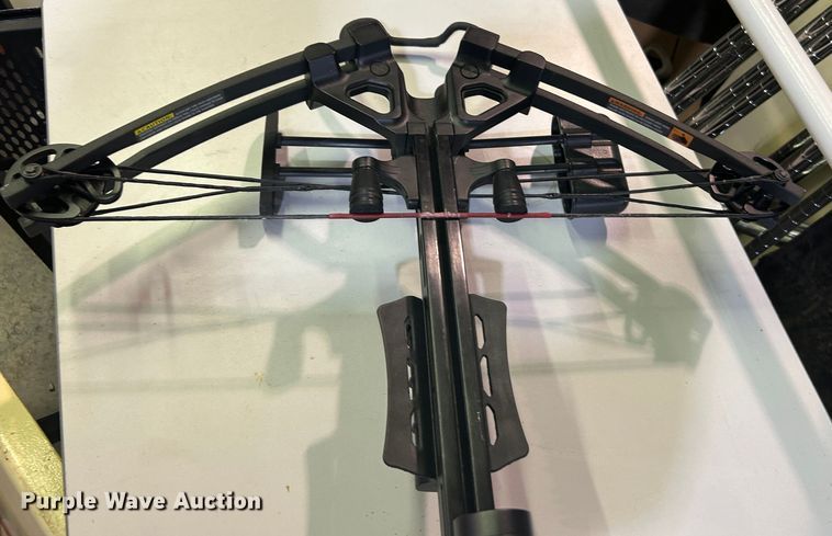 image for item LE9677 CenterPoint Sniper 370  crossbow