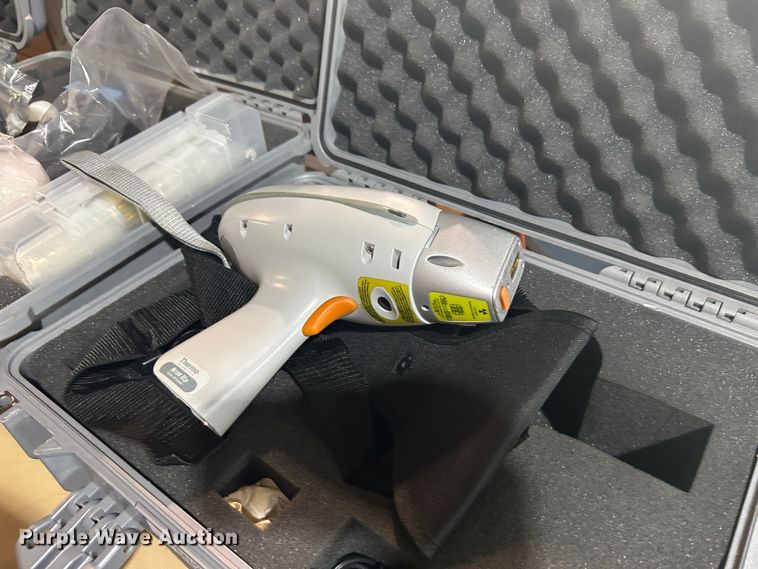 image for item LE9683 analyzer