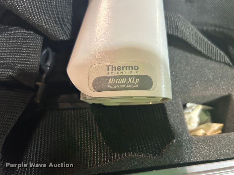 image for item LE9683 analyzer