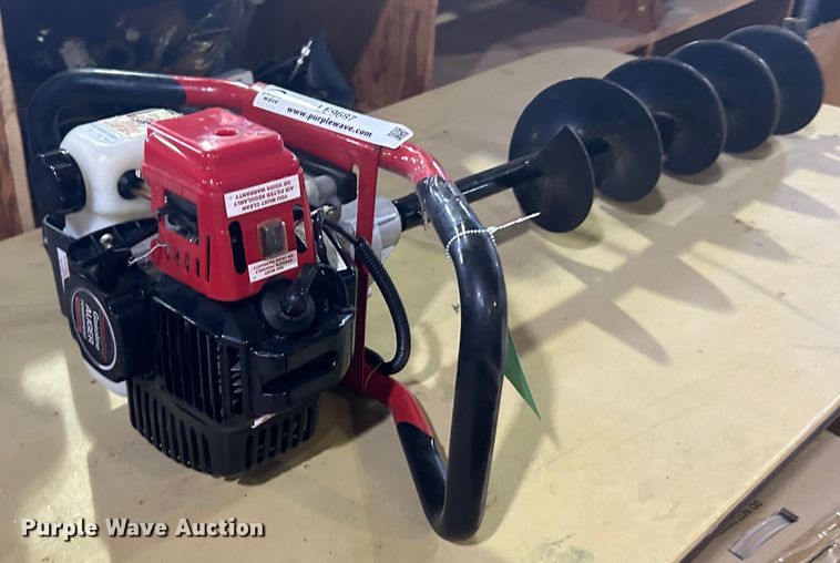 image for item LE9687 Predator  auger