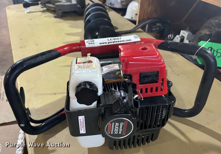image for item LE9687 Predator  auger
