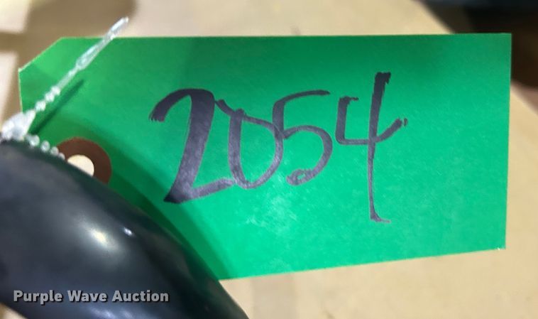 image for item LE9687 Predator  auger