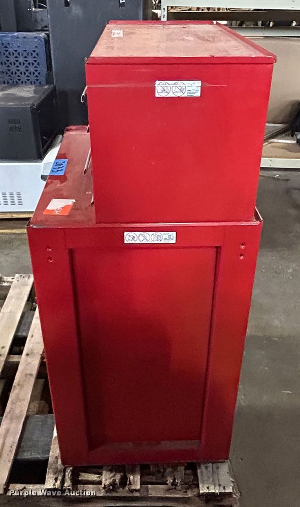 image for item LE9695 Toolbox