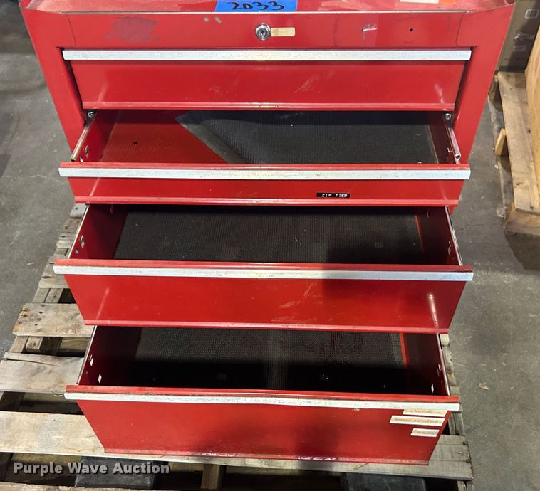 image for item LE9695 Toolbox