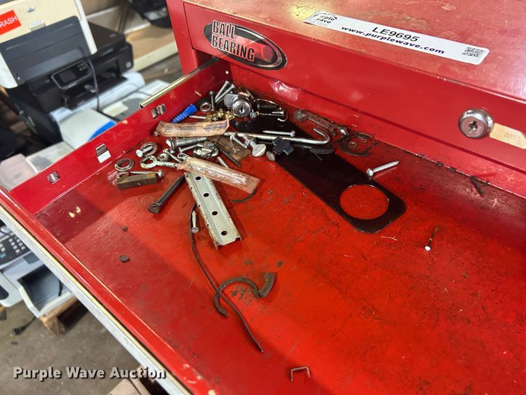 image for item LE9695 Toolbox