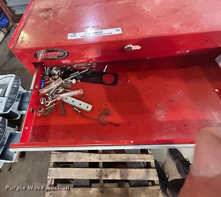 image for item LE9695 Toolbox