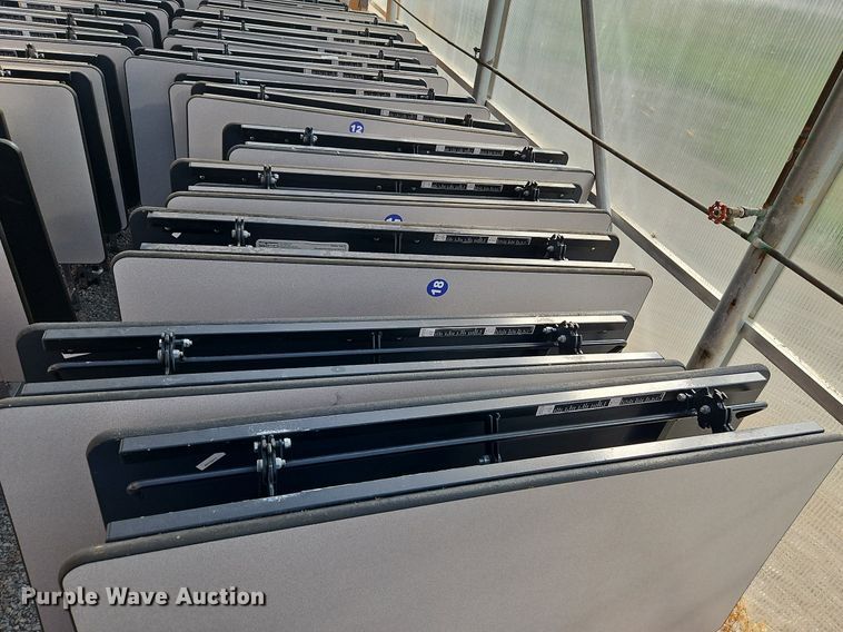 image for item LM9093 (28) Sico folding tables