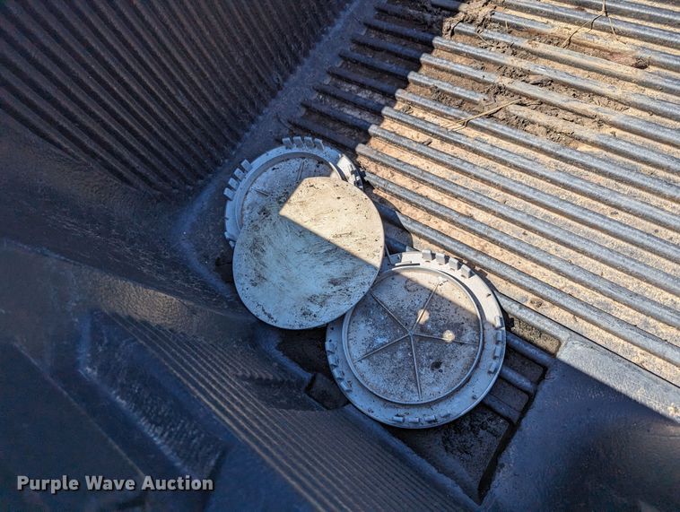 image for item LM9822 1997 Chevrolet Silverado C1500  Ext. Cab pickup truck