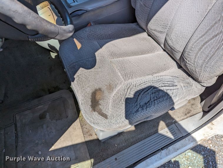 image for item LM9822 1997 Chevrolet Silverado C1500  Ext. Cab pickup truck