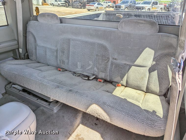 image for item LM9822 1997 Chevrolet Silverado C1500  Ext. Cab pickup truck