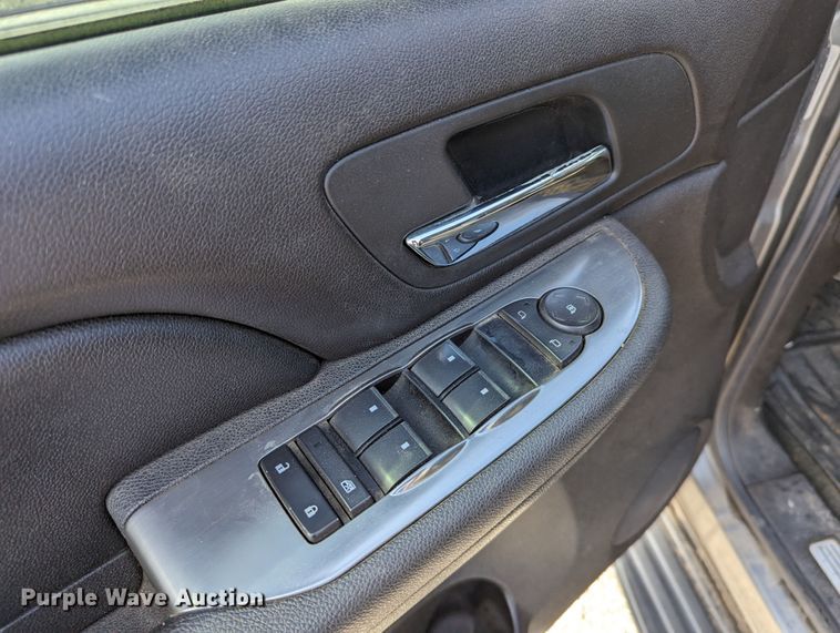 image for item LM9823 2007 Chevrolet Tahoe Police  SUV