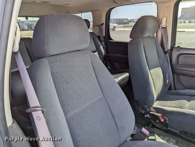 image for item LM9823 2007 Chevrolet Tahoe Police  SUV