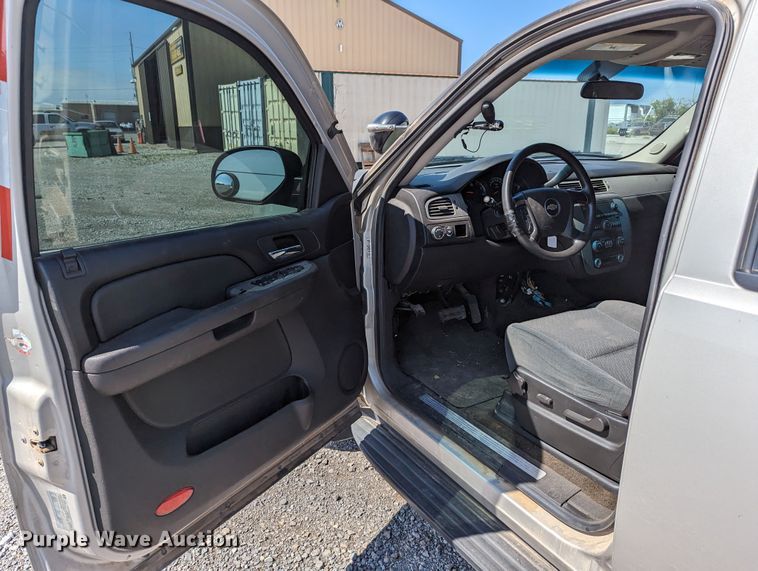 image for item LM9824 2009 Chevrolet Tahoe Police  SUV