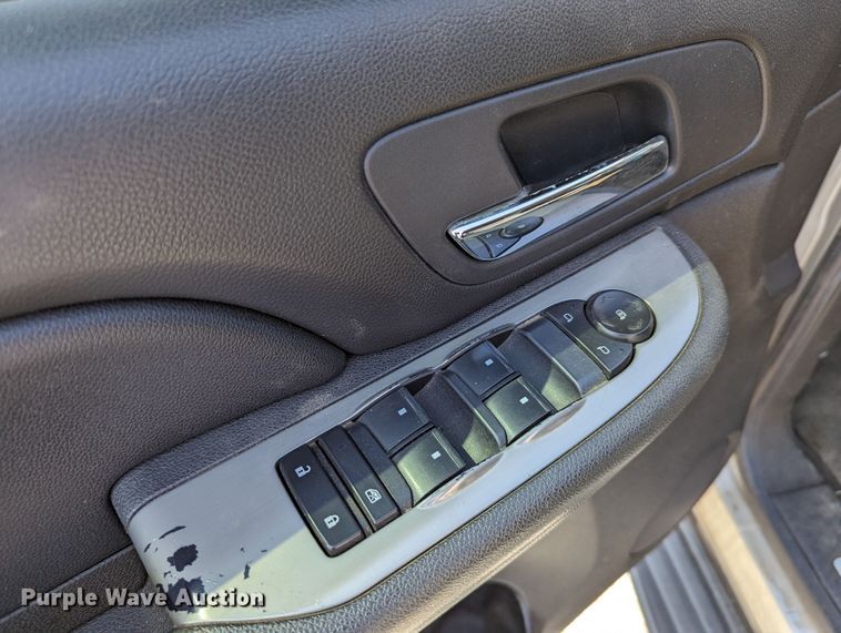 image for item LM9824 2009 Chevrolet Tahoe Police  SUV