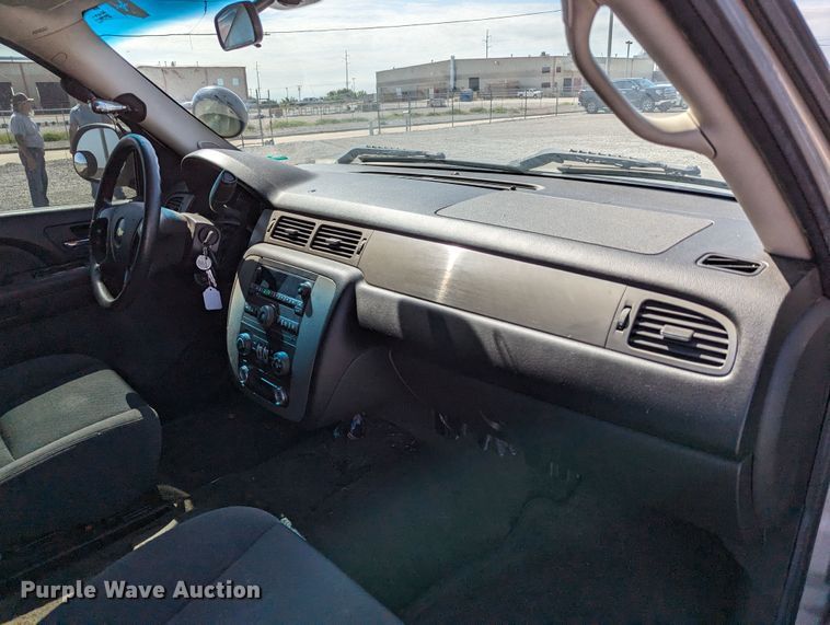 image for item LM9824 2009 Chevrolet Tahoe Police  SUV