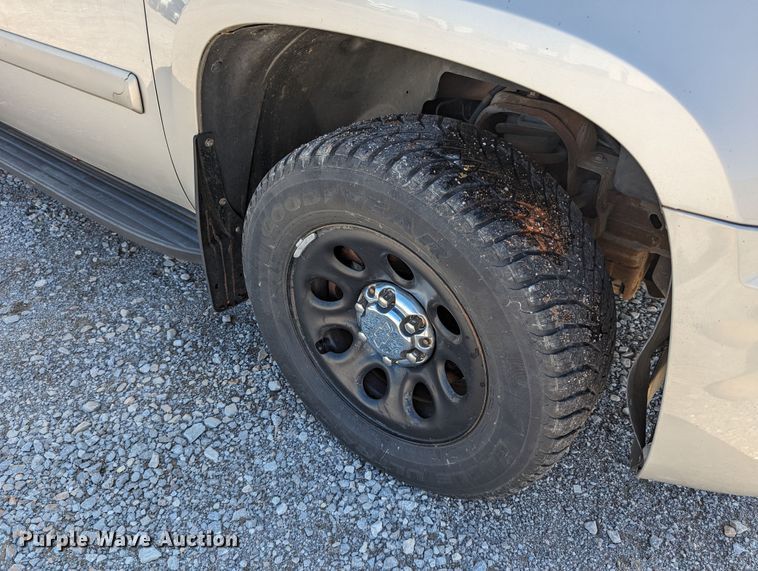 image for item LM9824 2009 Chevrolet Tahoe Police  SUV