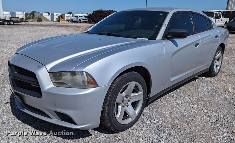 image for item LM9825 2013 Dodge Charger Police