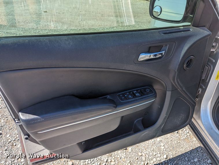 image for item LM9825 2013 Dodge Charger Police