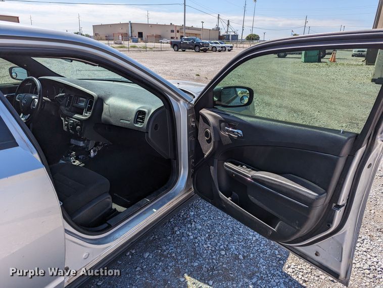 image for item LM9825 2013 Dodge Charger Police