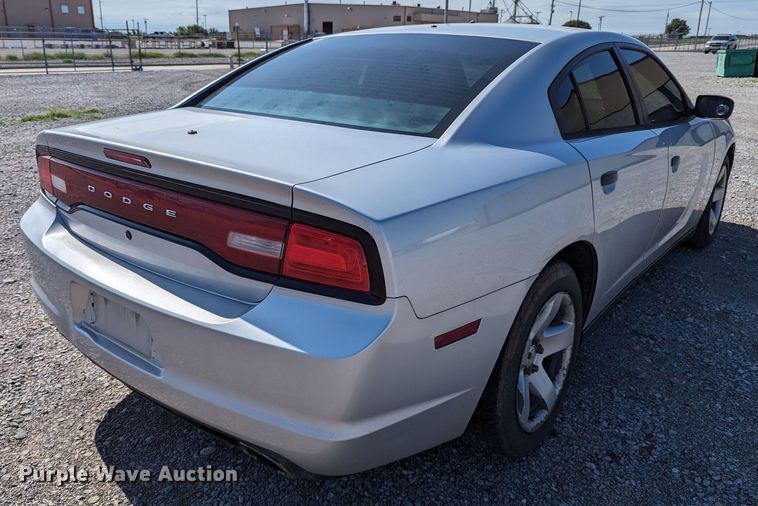 image for item LM9826 2013 Dodge Charger Police