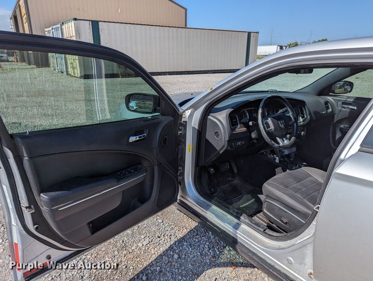 image for item LM9826 2013 Dodge Charger Police