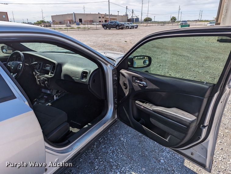 image for item LM9826 2013 Dodge Charger Police