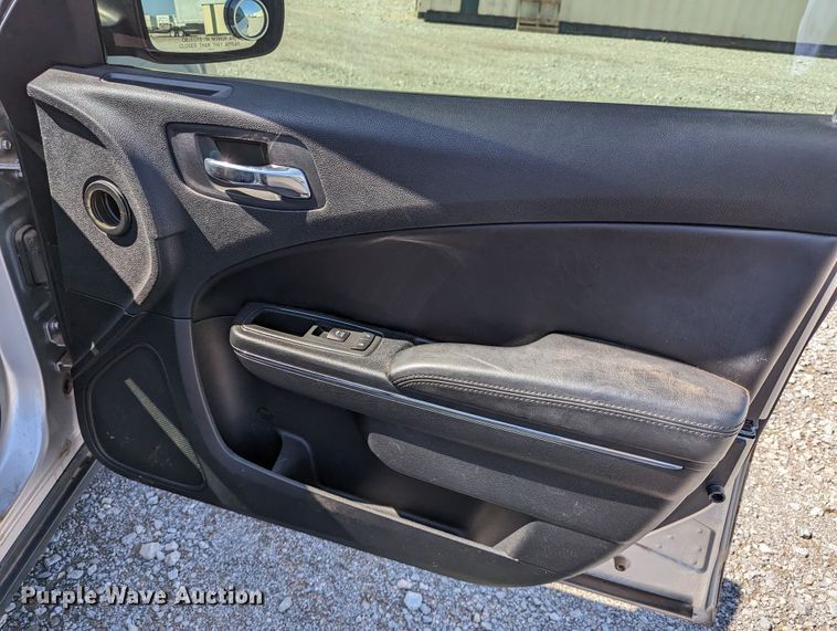 image for item LM9826 2013 Dodge Charger Police