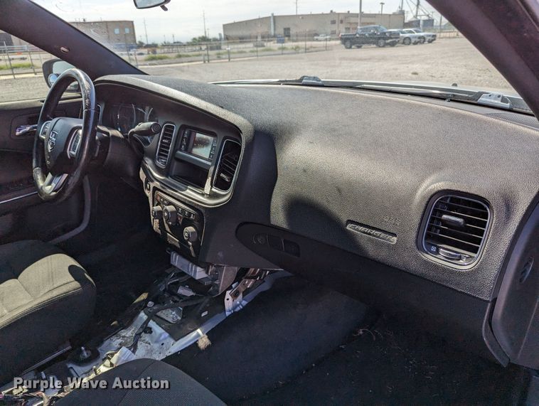 image for item LM9826 2013 Dodge Charger Police