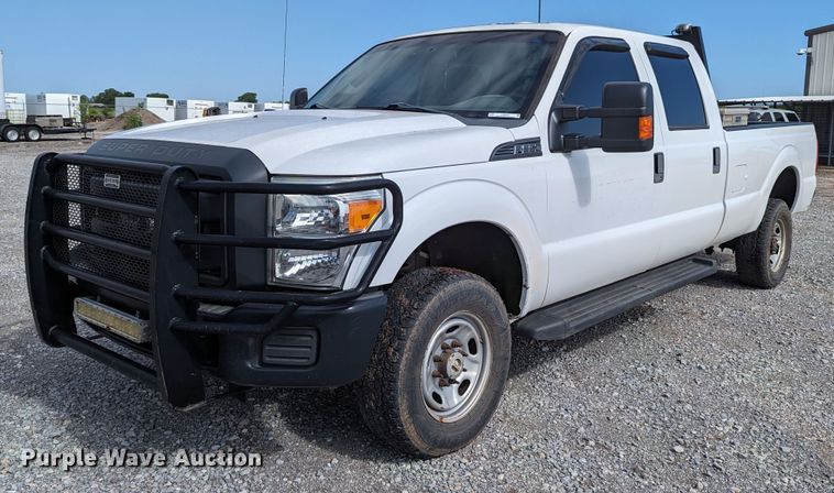 image for item LM9827 2013 Ford F350 Super Duty  Crew Cab pickup truck