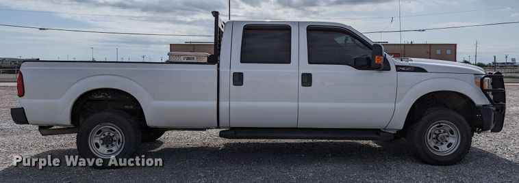 image for item LM9827 2013 Ford F350 Super Duty  Crew Cab pickup truck