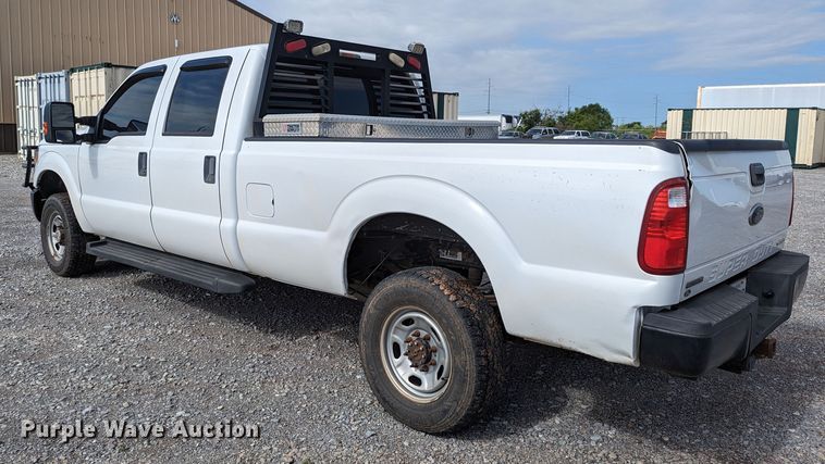 image for item LM9827 2013 Ford F350 Super Duty  Crew Cab pickup truck
