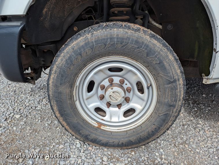 image for item LM9827 2013 Ford F350 Super Duty  Crew Cab pickup truck