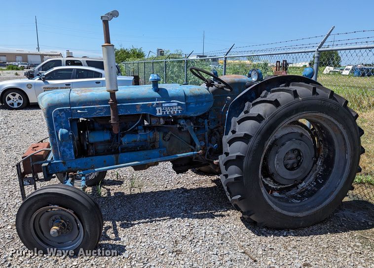 image for item LM9828 Fordson Major  tractor