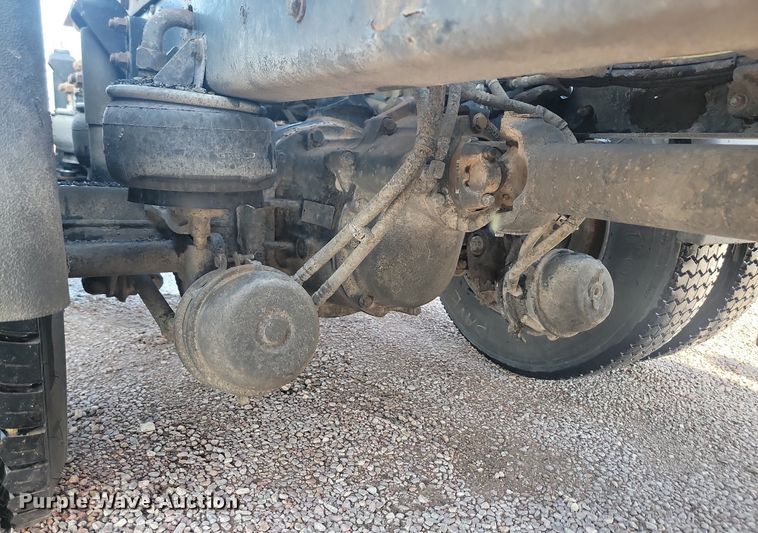 image for item LQ9043 2000 Kenworth W900L  semi truck