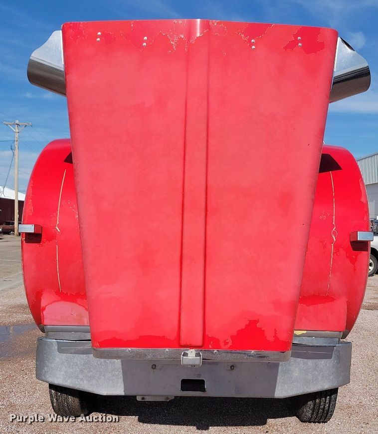 image for item LQ9043 2000 Kenworth W900L  semi truck