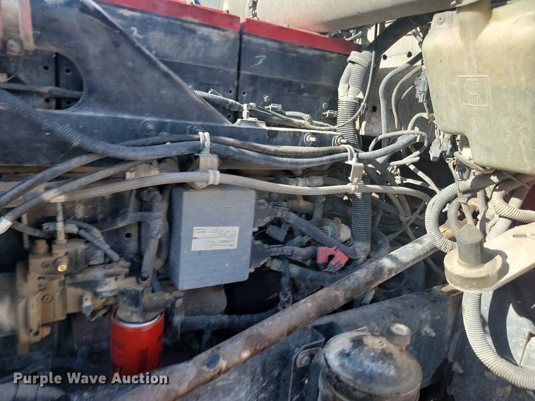 image for item LQ9043 2000 Kenworth W900L  semi truck