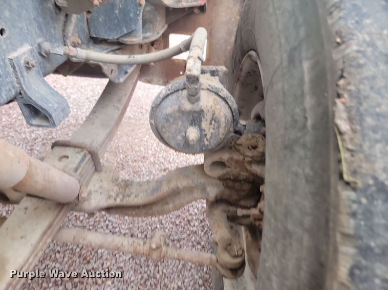 image for item LQ9044 1989 International 9300  semi truck