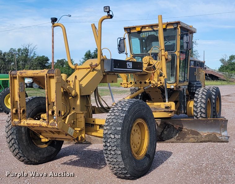 image for item LQ9045 2005 Caterpillar 12H VHP Plus  motor grader